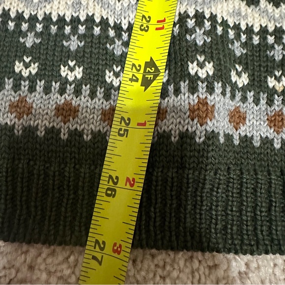 🎀BOGO 50% off 🎀 Patterned Green and White Cardigan - Picture 7 of 10